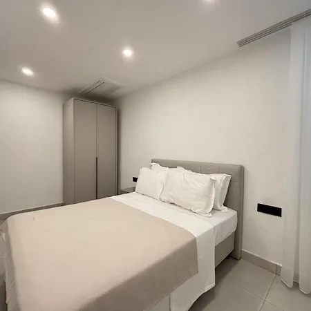 Premium Tuerkbuekue With Private Pool بيت للعطل *