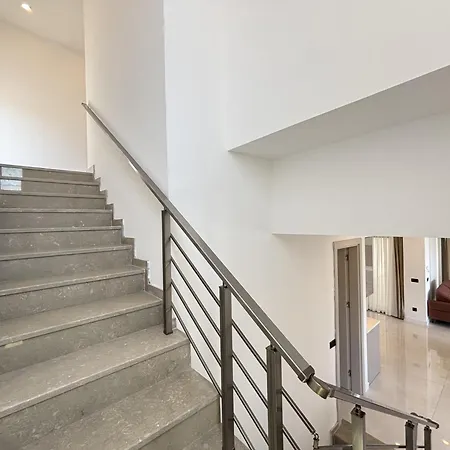 Premium Tuerkbuekue With Private Pool بيت للعطل *