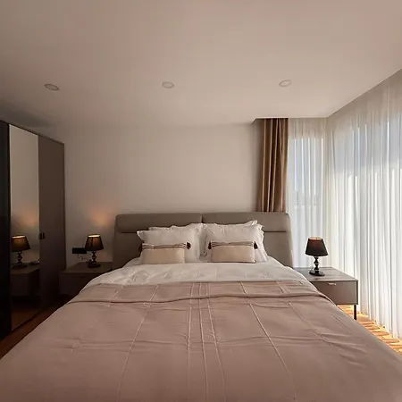 Premium Tuerkbuekue With Private Pool Bodrum
