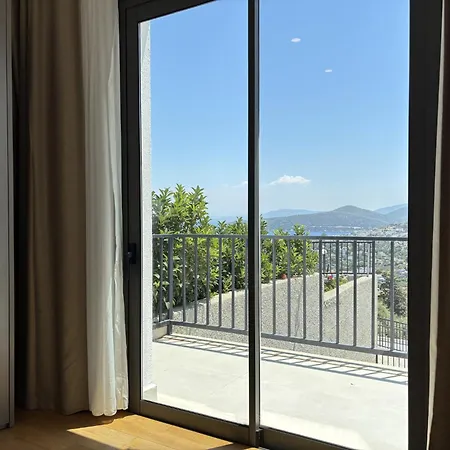 Premium Tuerkbuekue With Private Pool بيت للعطل