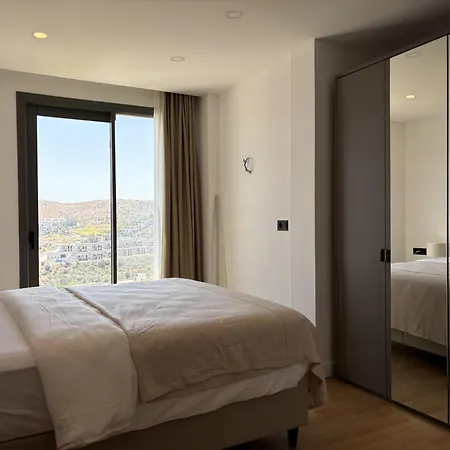 Premium Tuerkbuekue With Private Pool بيت للعطل
